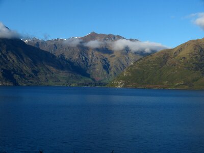 South island lake mountain