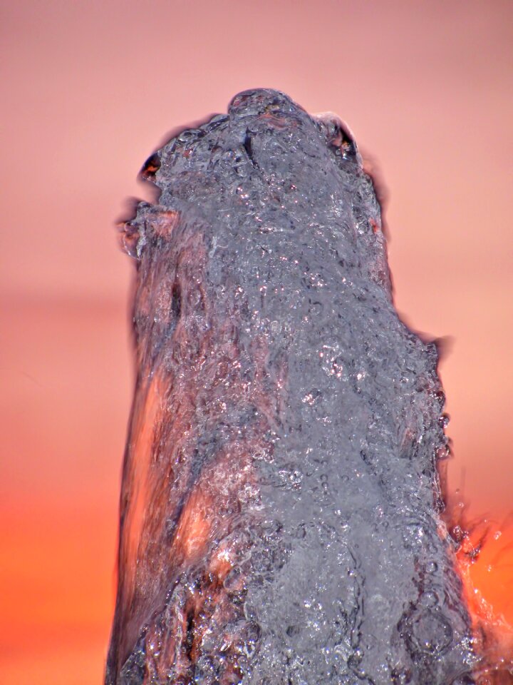Evening glow sculpture structure
