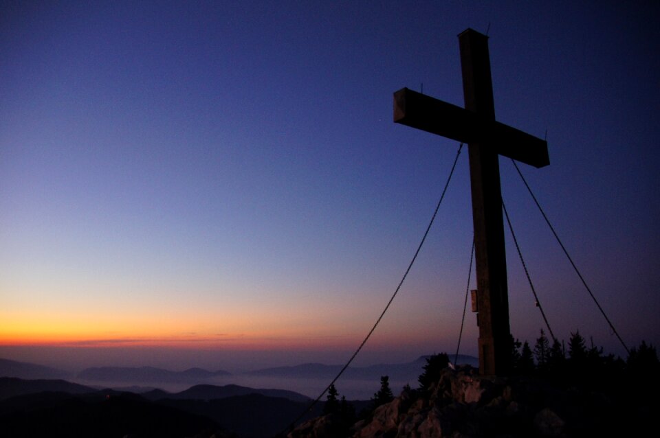 Sunrise mountains fog