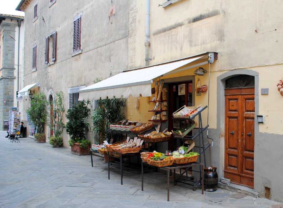 Tuscany place business