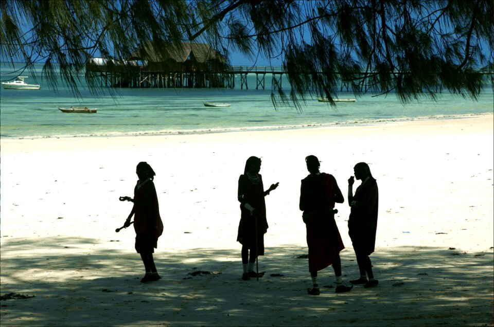Masszai fighters the southern sunshine zanzibáron the beach of