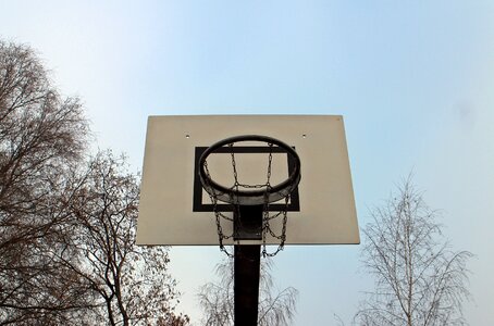 Basketball hoop outside in the free photo