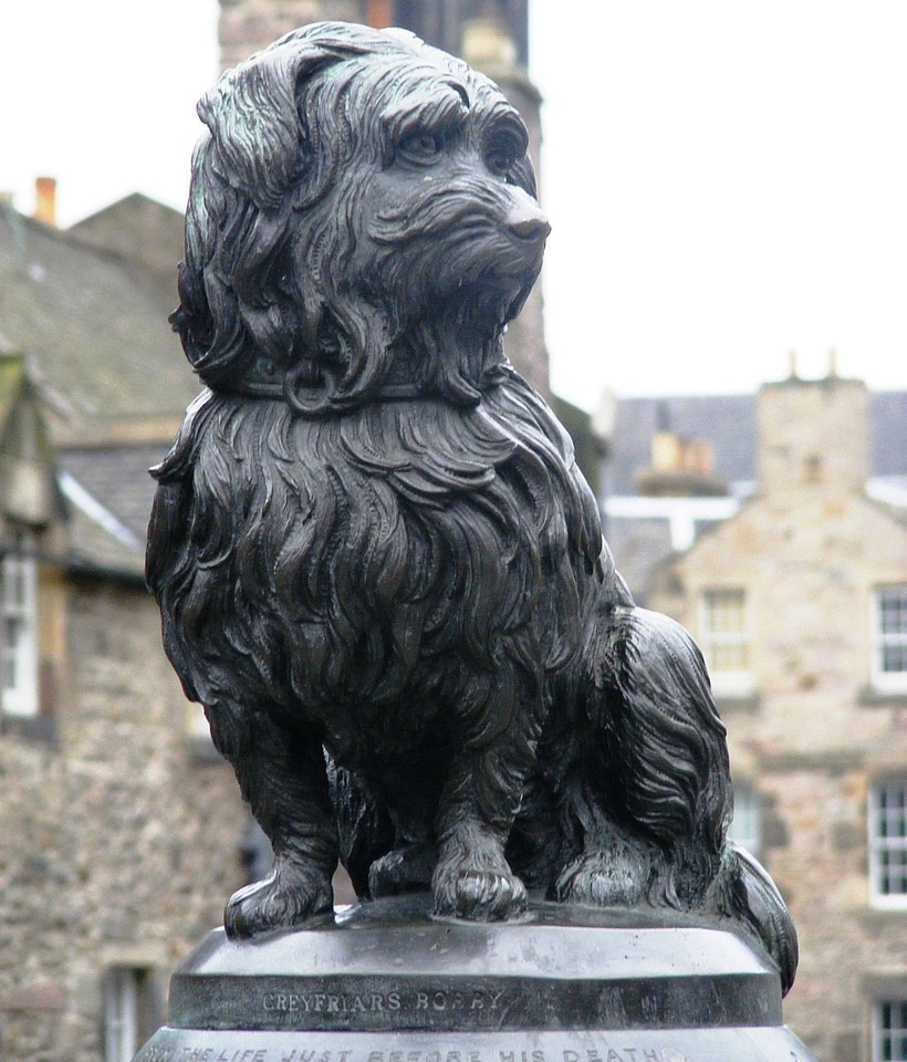 Bronze scotland monument