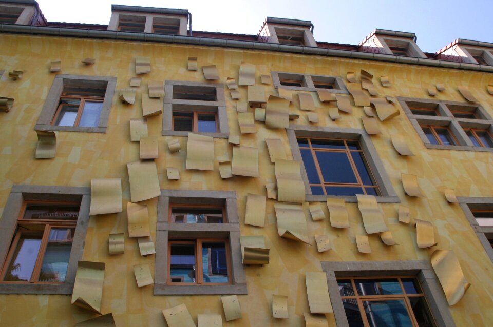 Neustadt modern art kunshofpassage