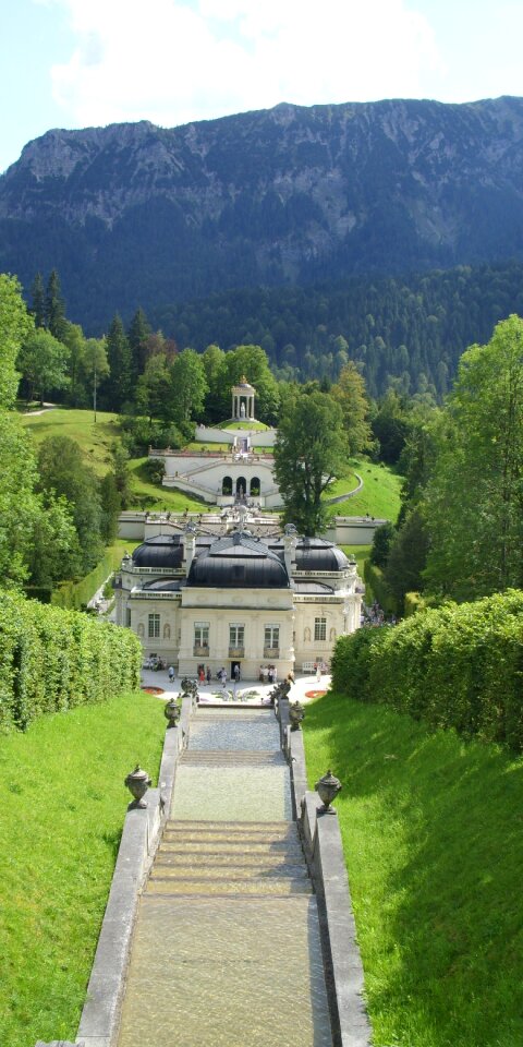 King ludwig castle schlossgarten