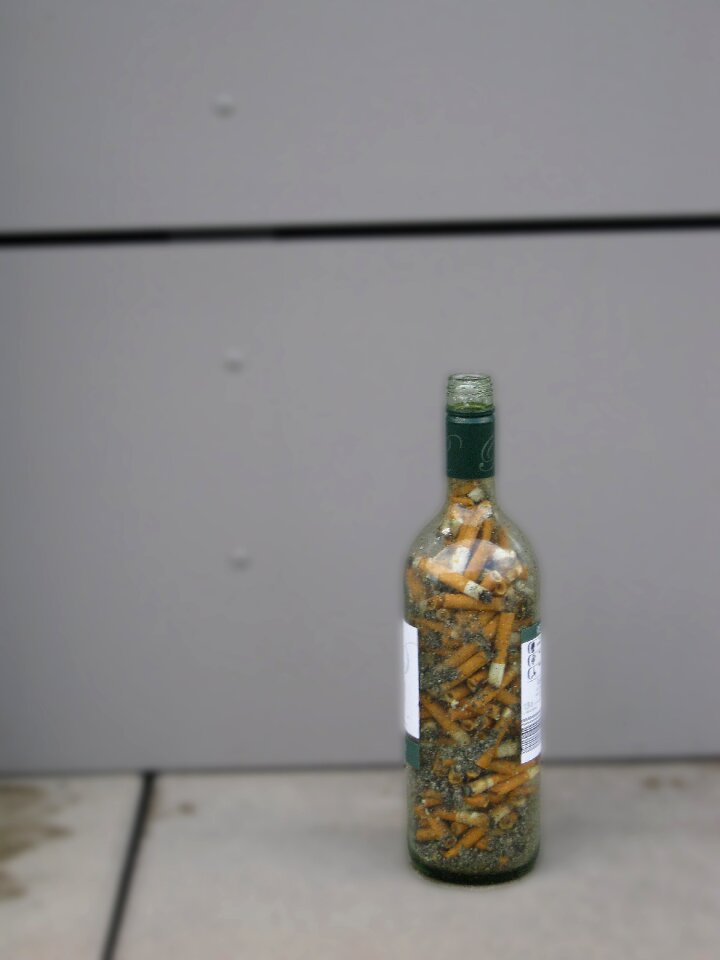 Drugs dependency ashtray
