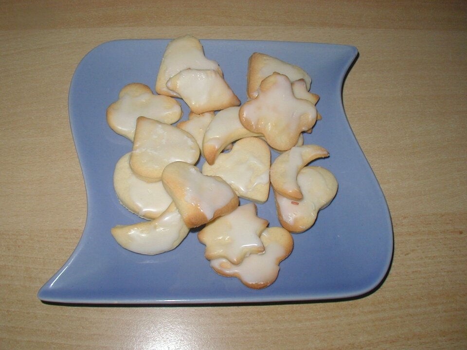 Small cakes bake christmas