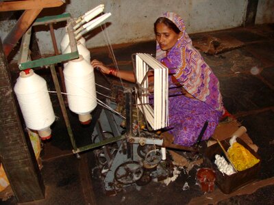 India weaving yarn making photo