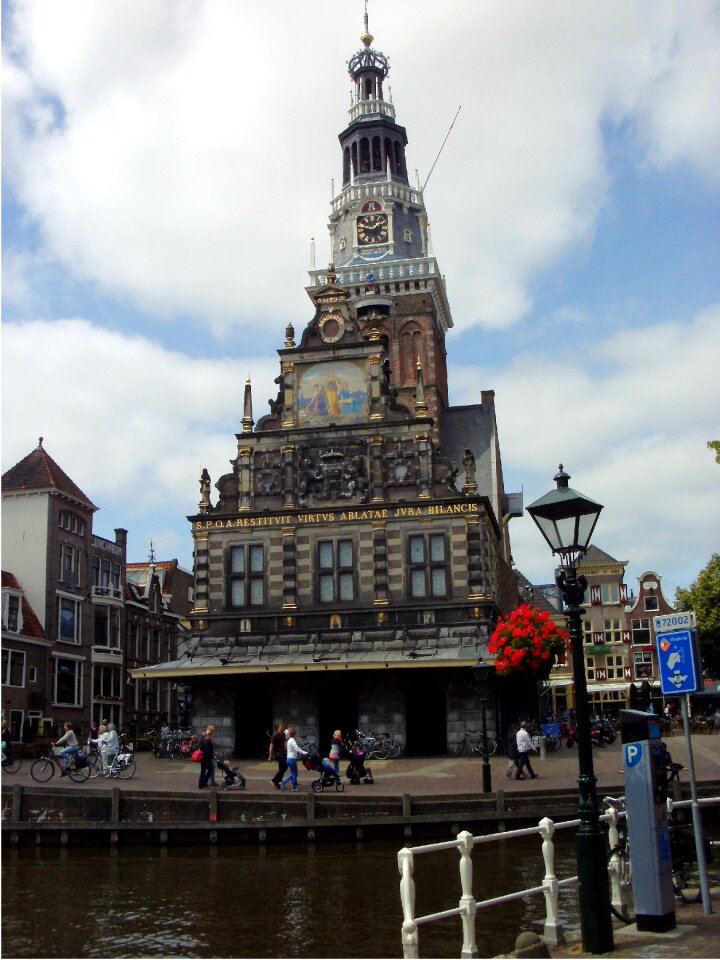 Alkmaar netherlands canals