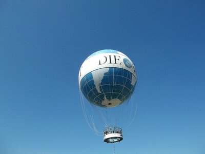 Hot air balloon ride float capital