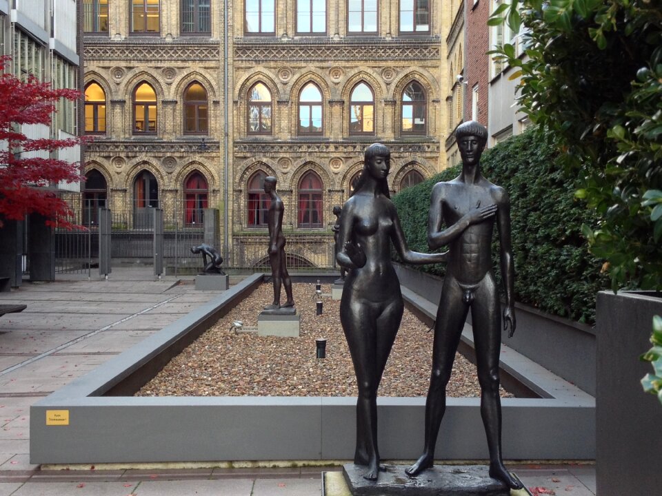 Adam and eve facade bremen