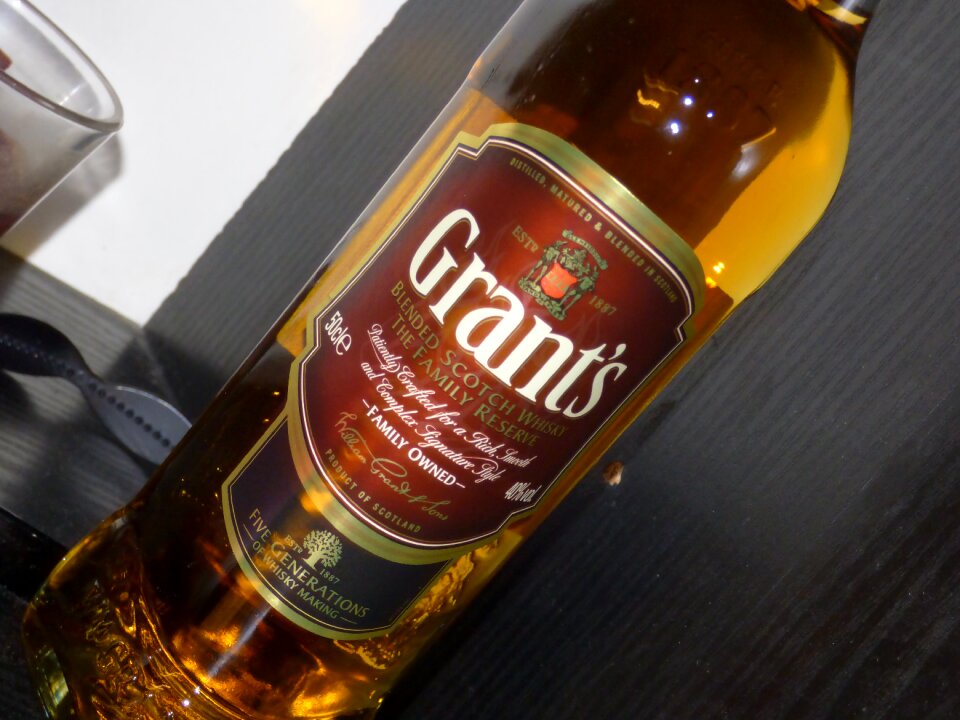 Bottle grants amber