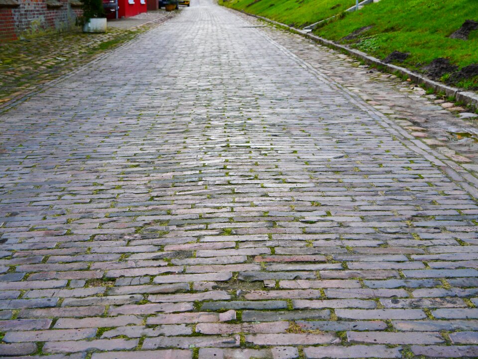 Architecture road old