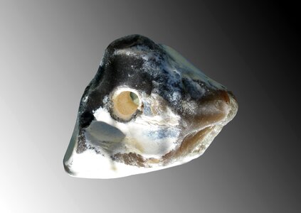 Hole luck isolated
