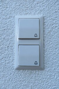Doorbell house input