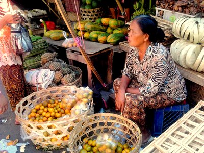 Woman market indonesian