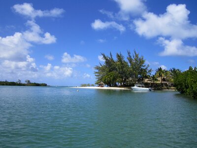 Mauritius lonely island wedding