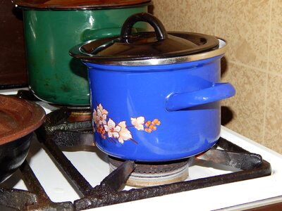 The dish container cooking