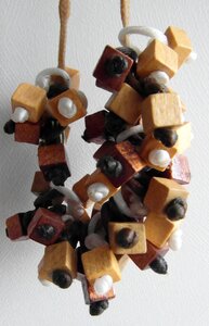 Chain wood jewellery