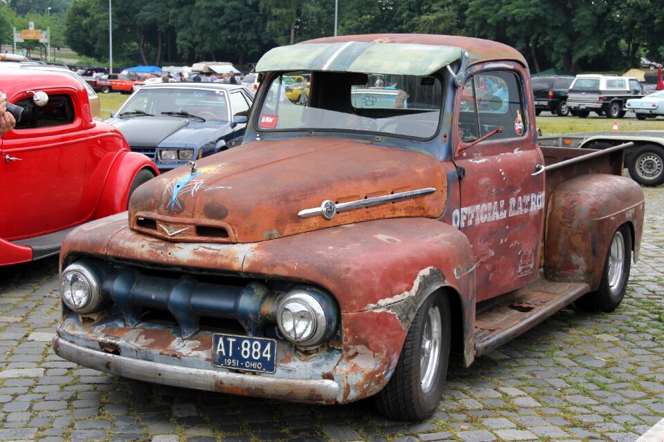 Oldtimer truck vehicle