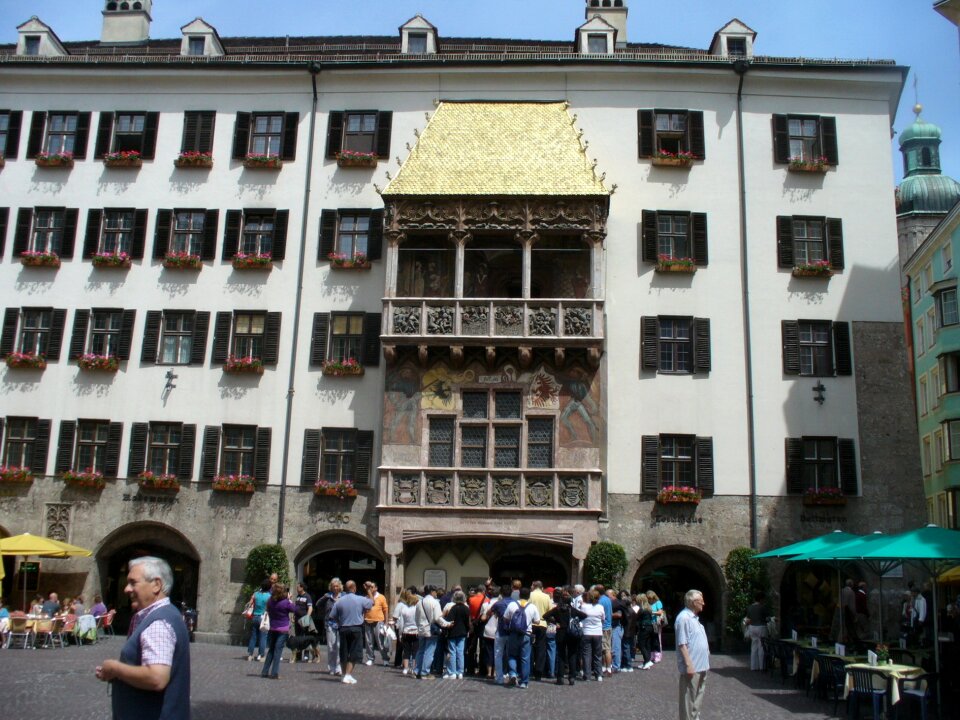 Building innsbruck golden roof