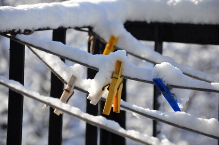 Paper clips biel snow