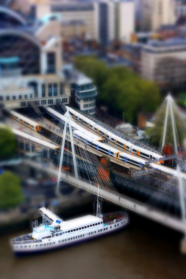 London the river thames architecture