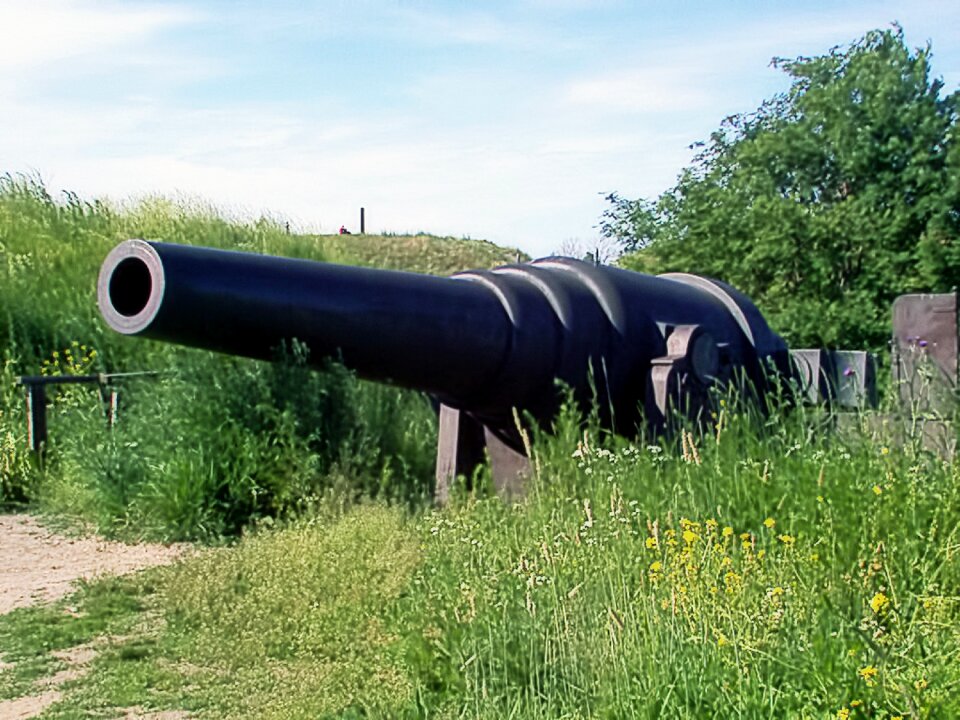 Sunny sky suomenlinna