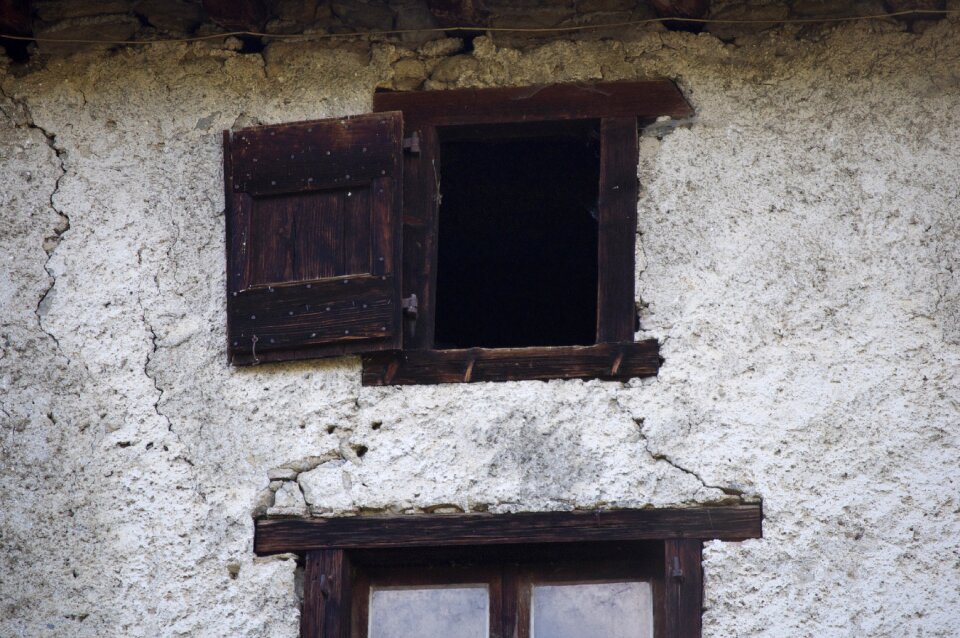 Window wood rustic