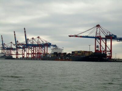 Port sea port facility