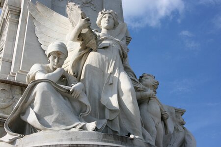 White statue buckingham palace art