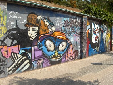 Street art barcelona color