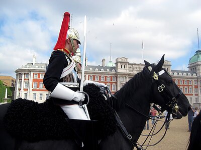 Guards london english
