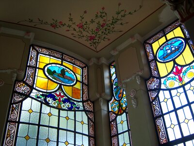 Stained glass window decoration