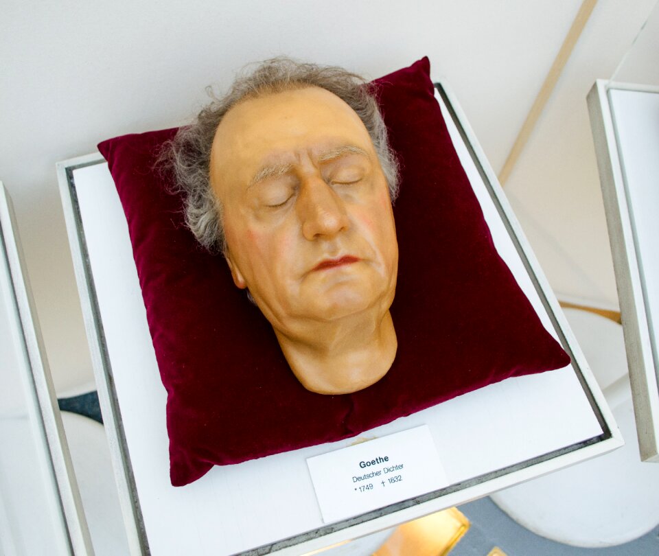 Death mask wax figure gipsadruck