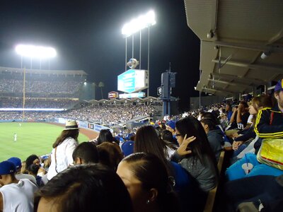 Fans los angeles field