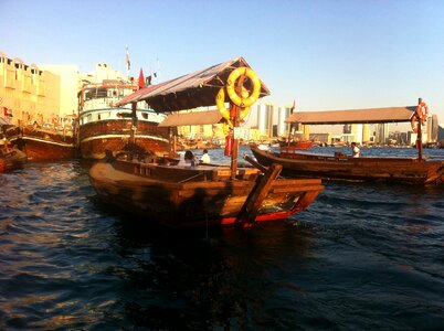 Dubai boat crossing