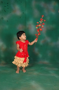 Flowers holding cute
