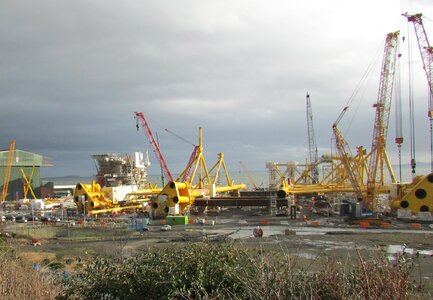 Methil samsung heavy industries crane photo