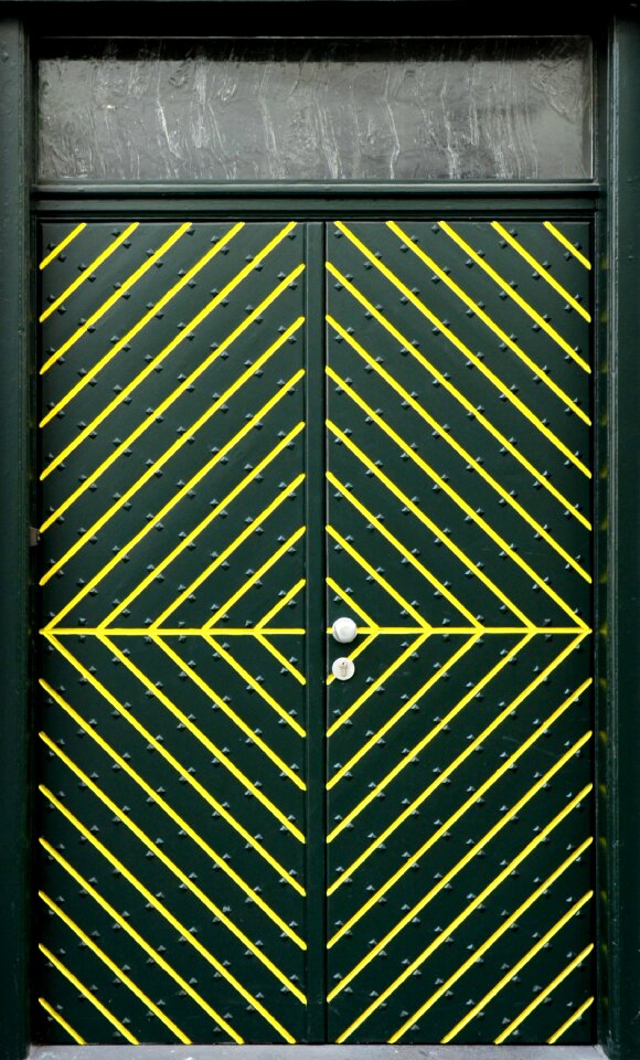 Building green yellow