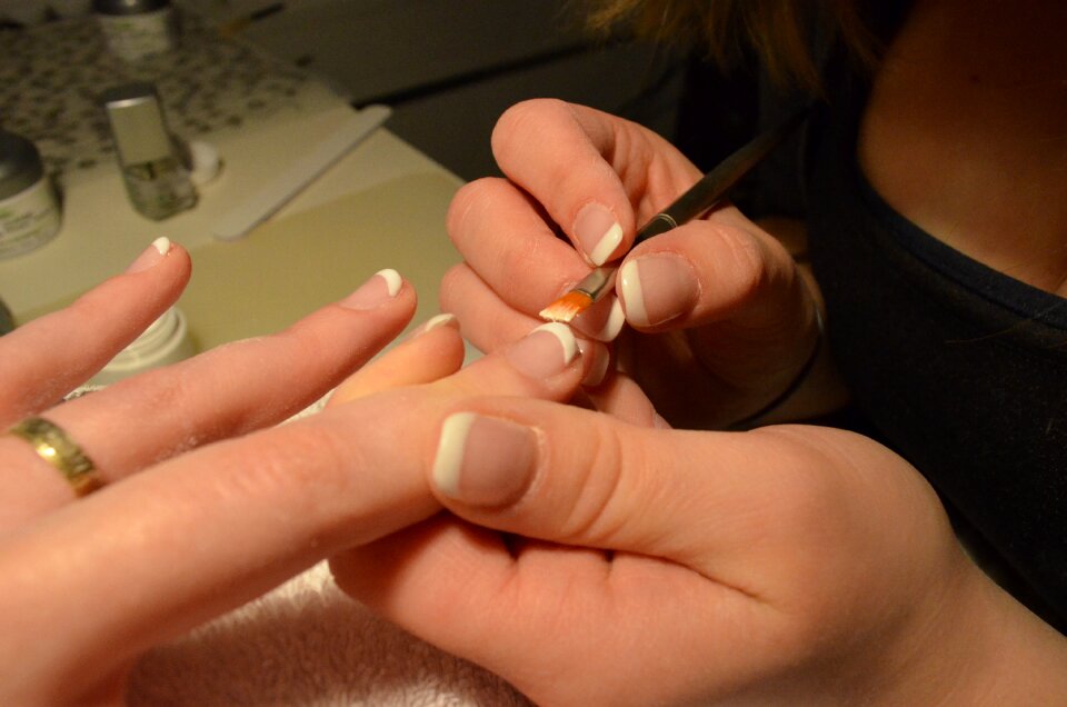 Frechnails nail design hands