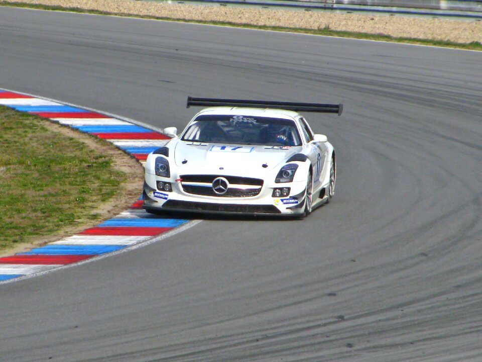 Driving vehicles fia gt
