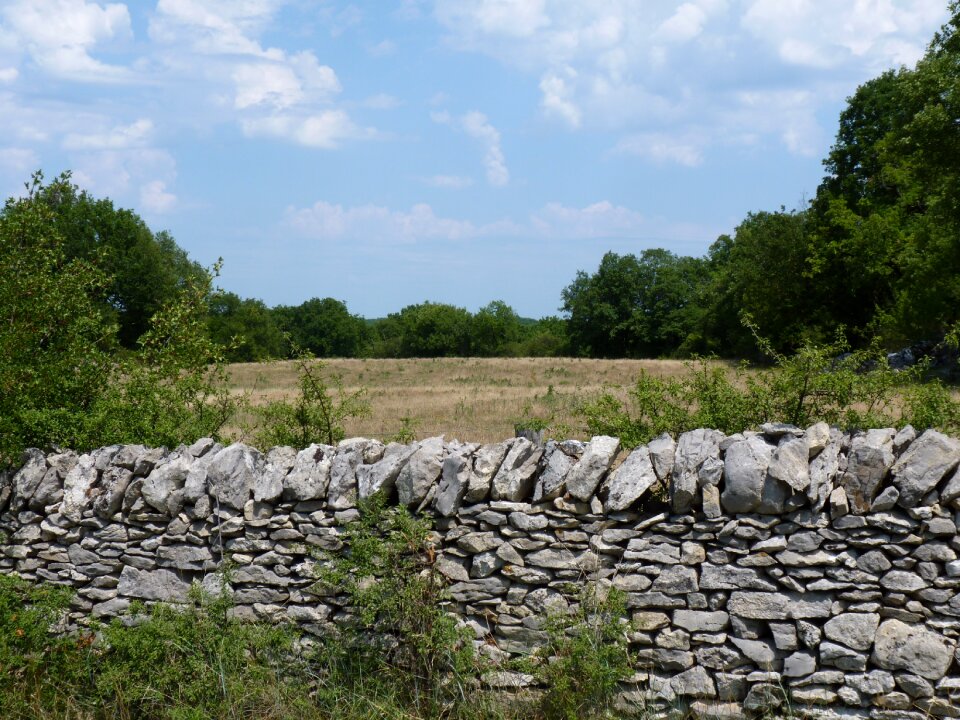 Muret dry stone spring