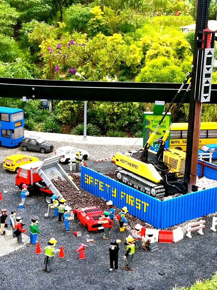 Theme park kid lego