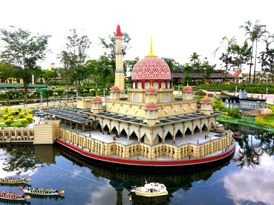 Theme park kid lego