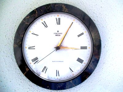 Radio controlled junghans mega second hand