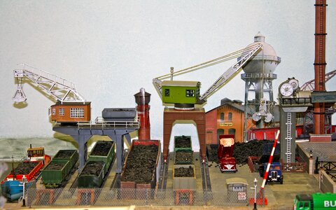 Coal yard bunkers coal loading