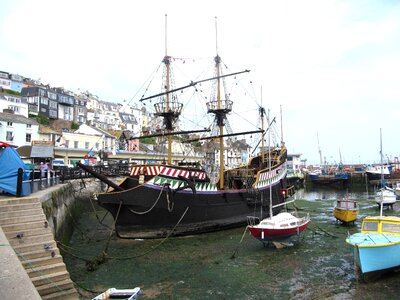 Seaside harbour photo