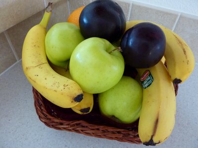 Bananas apple food