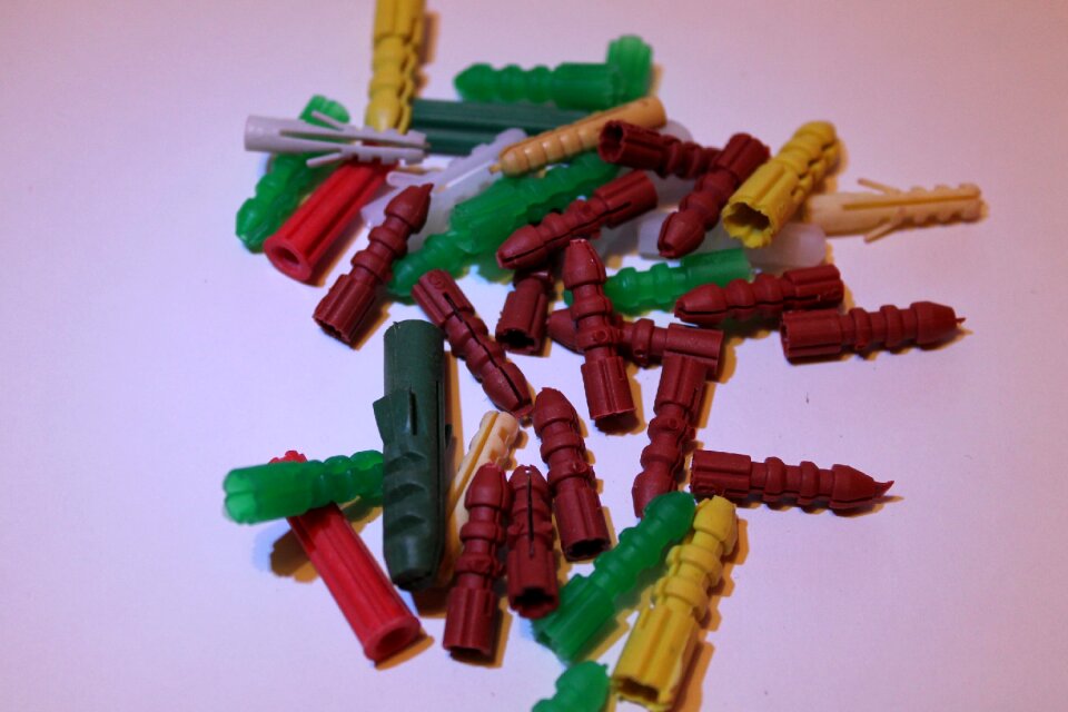 Screw plugs fixing system plastic